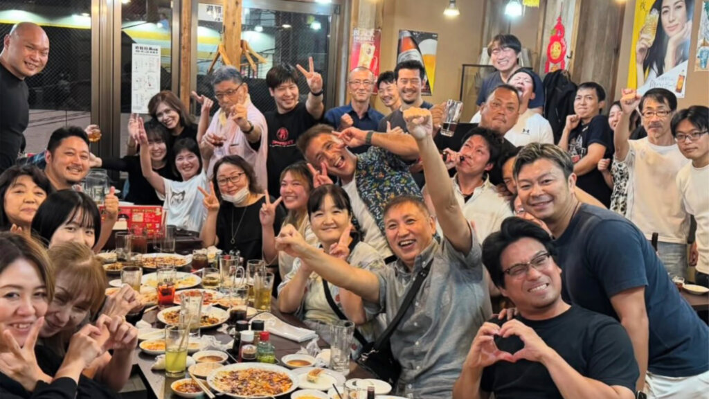 ドージョーチャクリキ・ジャパン本部飲み会写真